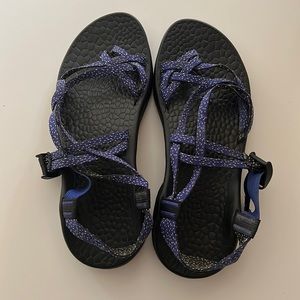 Womens size 10 Chacos